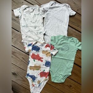 Carter's 18M Dinosaur Snap Onesie 4 Toddler Bodysuit’s